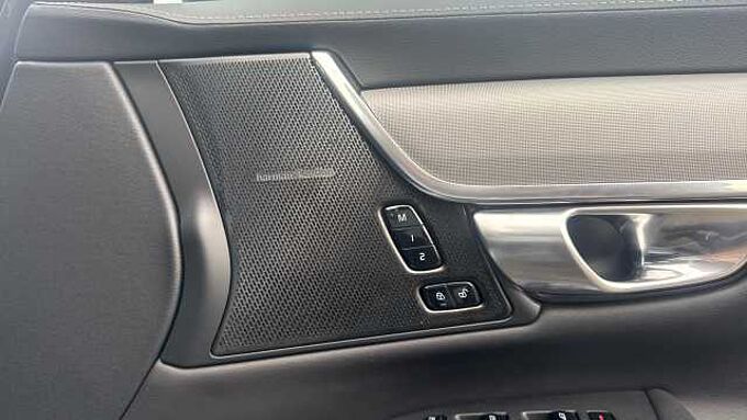 Volvo V90 Plus, T6 AWD Plug-in hybrid, Electric/Petrol, Dark