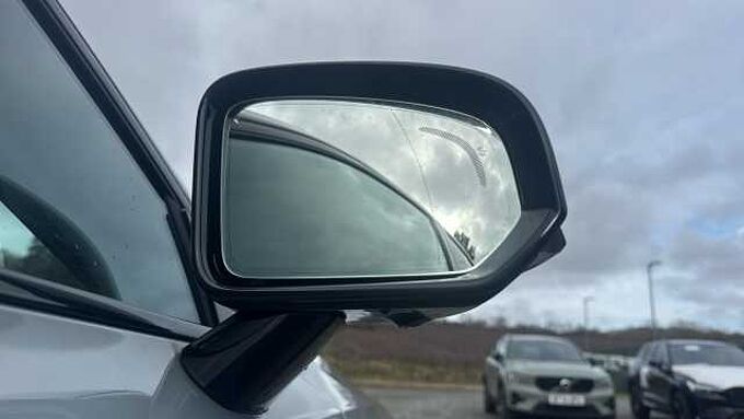 Volvo V90 Plus, T6 AWD Plug-in hybrid, Electric/Petrol, Dark