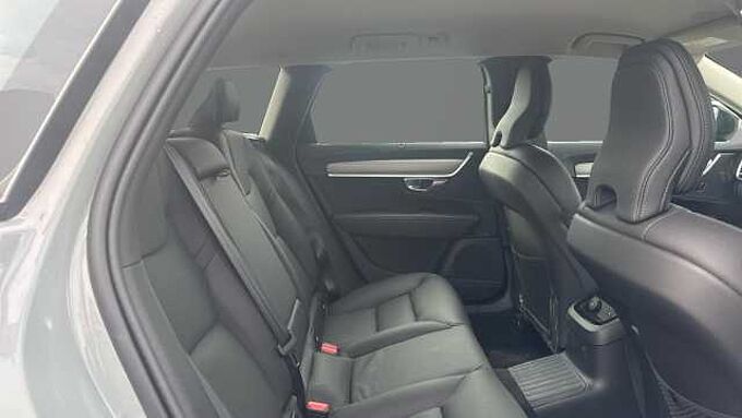 Volvo V90 Plus, T6 AWD Plug-in hybrid, Electric/Petrol, Dark