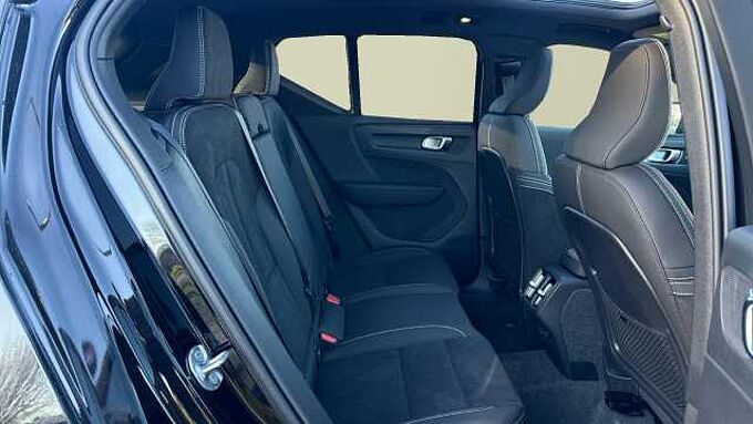 Volvo XC40 Black Edition Ultra, B4 Mild hybrid, Petrol