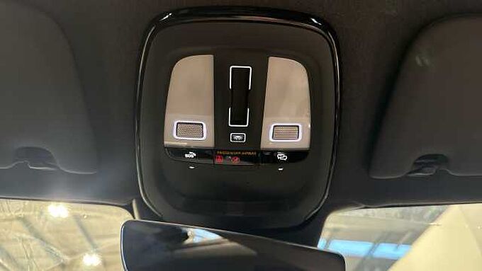 Volvo XC40 Black Edition Ultra, B4 Mild hybrid, Petrol