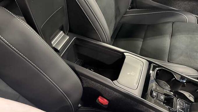Volvo XC40 Black Edition Ultra, B4 Mild hybrid, Petrol