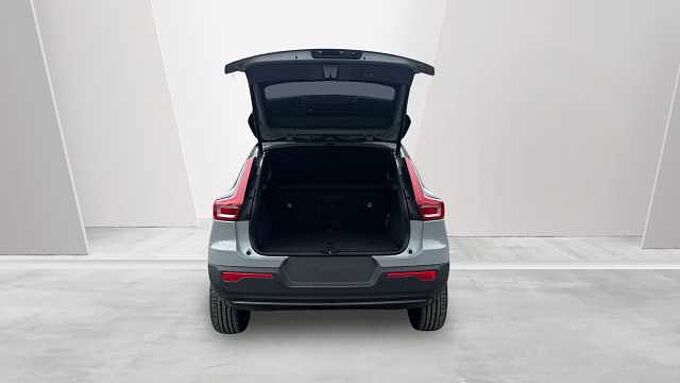 Volvo XC40 Black Edition Ultra, B4 Mild hybrid, Petrol
