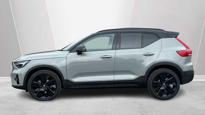 Volvo XC40 Black Edition Ultra, B4 Mild hybrid, Petrol