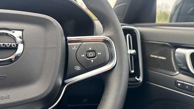 Volvo XC40 Black Edition Ultra, B4 Mild hybrid, Petrol