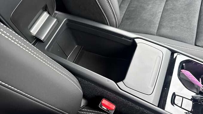 Volvo XC40 Black Edition Ultra, B4 Mild hybrid, Petrol