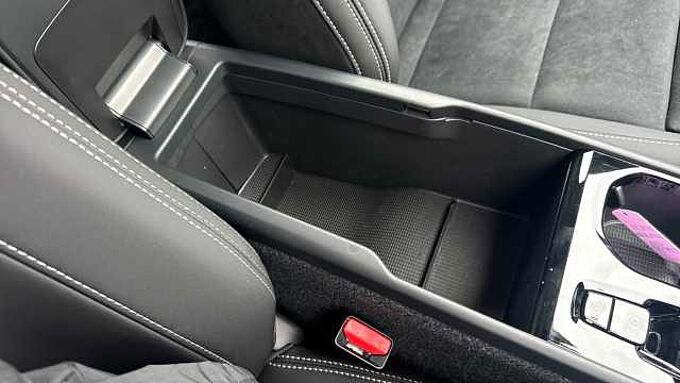 Volvo XC40 Black Edition Ultra, B4 Mild hybrid, Petrol