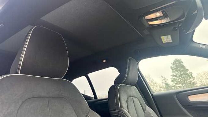 Volvo XC40 Black Edition Ultra, B4 Mild hybrid, Petrol