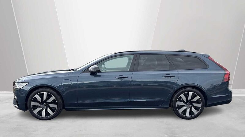 Volvo V90 Plus, T6 AWD Plug-in hybrid, Electric/Petrol, Dark