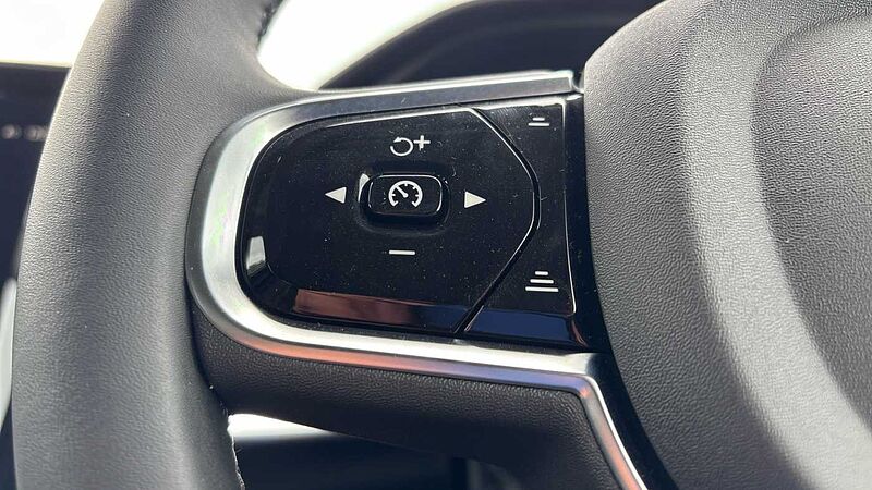 Volvo V90 Plus, T6 AWD Plug-in hybrid, Electric/Petrol, Dark