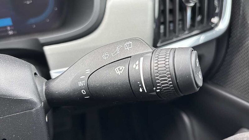 Volvo V90 Plus, T6 AWD Plug-in hybrid, Electric/Petrol, Dark
