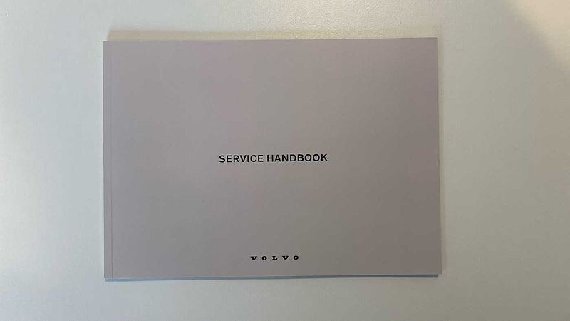 Volvo XC90 Ultra, T8 AWD Plug-in hybrid, Electric/Petrol, Dark, 7 Seats