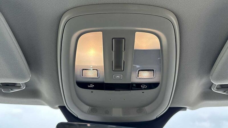 Volvo XC90 Ultra, T8 AWD Plug-in hybrid, Electric/Petrol, Dark, 7 Seats