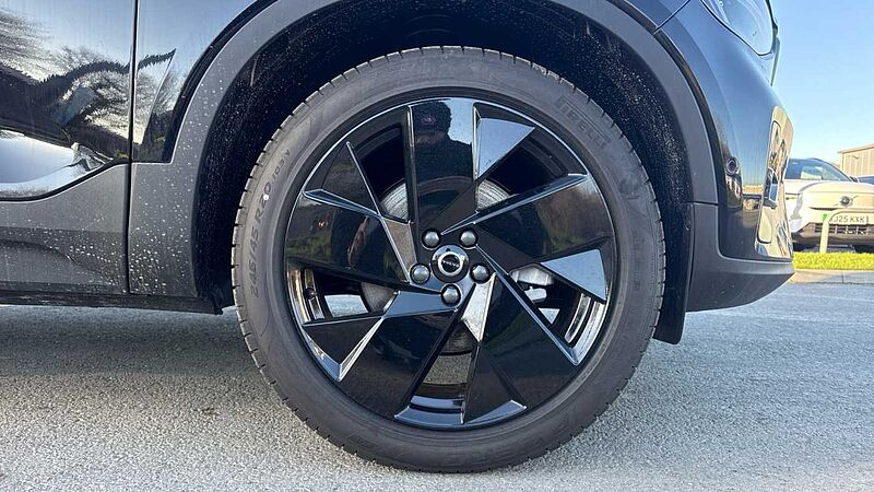 Volvo XC40 Black Edition Ultra, B4 Mild hybrid, Petrol