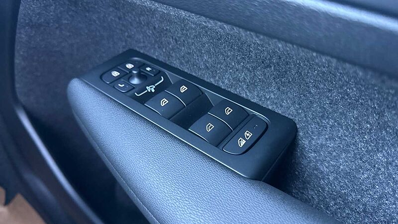 Volvo XC40 Black Edition Ultra, B4 Mild hybrid, Petrol