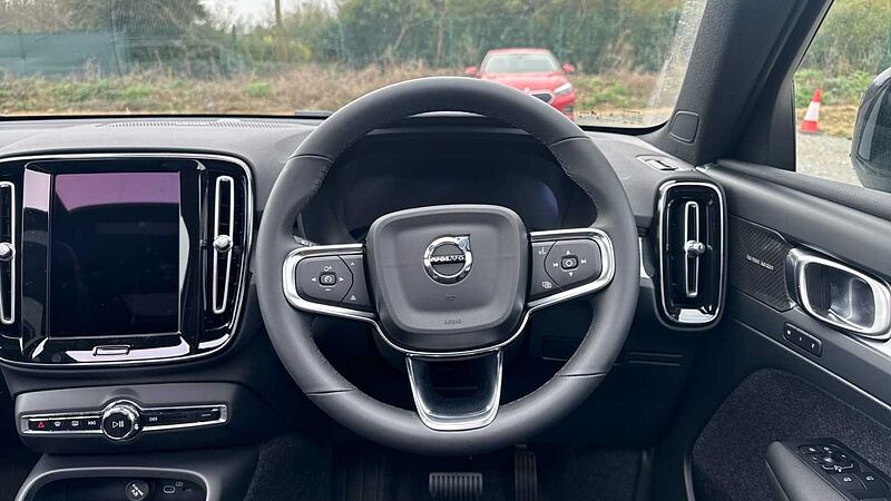 Volvo XC40 Black Edition Ultra, B4 Mild hybrid, Petrol