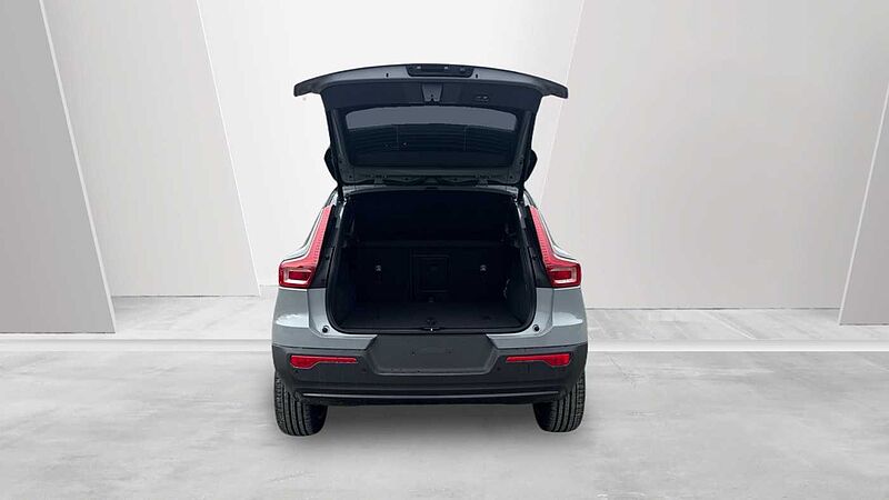 Volvo XC40 Black Edition Ultra, B4 Mild hybrid, Petrol