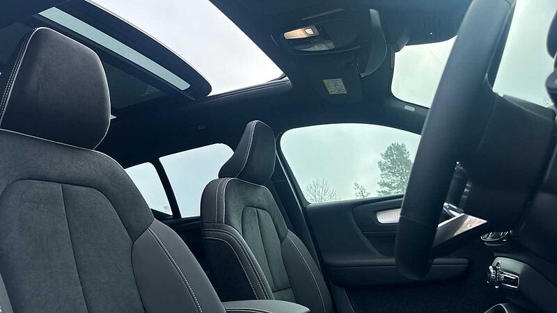 Volvo XC40 Black Edition Ultra, B4 Mild hybrid, Petrol