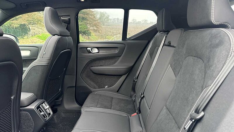 Volvo XC40 Black Edition Ultra, B4 Mild hybrid, Petrol