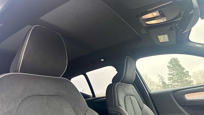 Volvo XC40 Black Edition Ultra, B4 Mild hybrid, Petrol