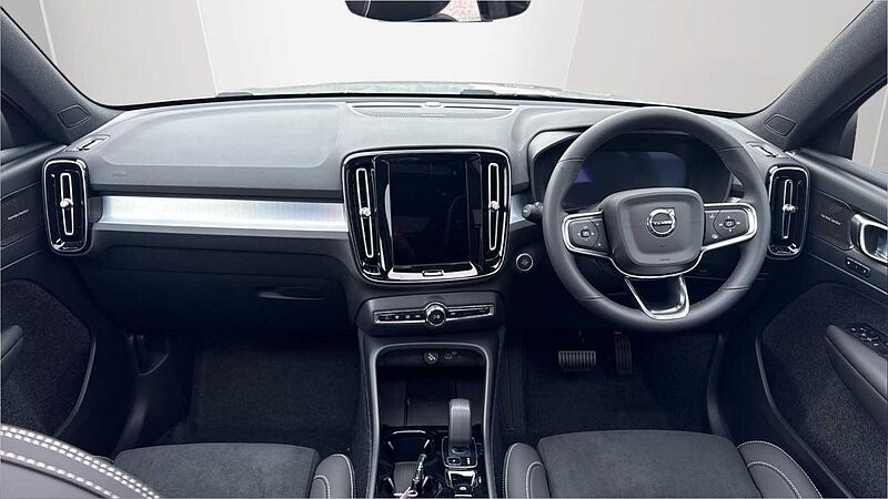 Volvo XC40 Black Edition Ultra, B4 Mild hybrid, Petrol