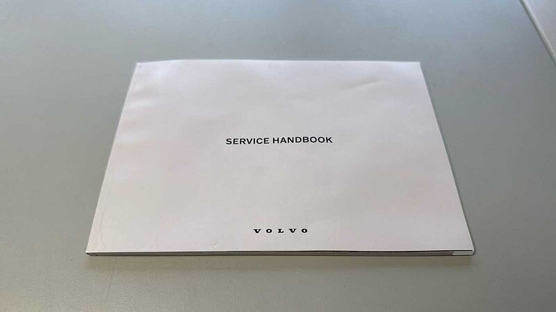 Volvo XC90 Ultra, T8 AWD Plug-in hybrid, Electric/Petrol, Dark, 7 Seats