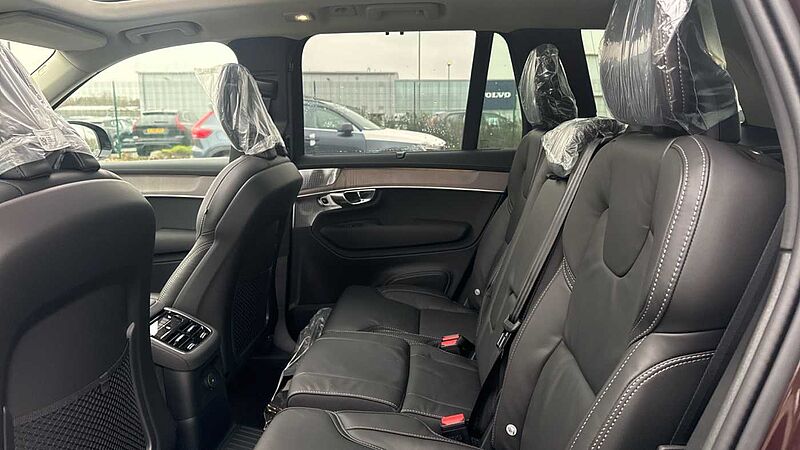 Volvo XC90 Ultra, T8 AWD Plug-in hybrid, Electric/Petrol, Dark, 7 Seats