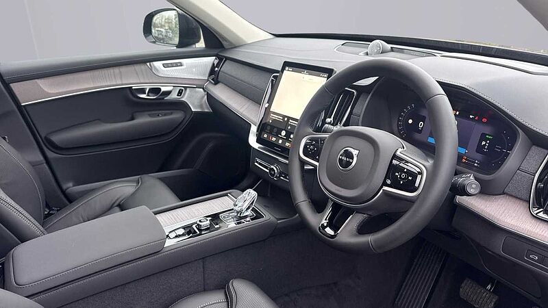 Volvo XC90 Ultra, T8 AWD Plug-in hybrid, Electric/Petrol, Dark, 7 Seats