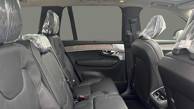 Volvo XC90 Ultra, T8 AWD Plug-in hybrid, Electric/Petrol, Dark, 7 Seats