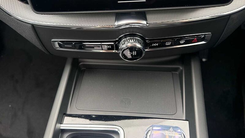 Volvo XC60 Black Edition Ultra, T8 AWD Plug-in hybrid, Electric/Petrol