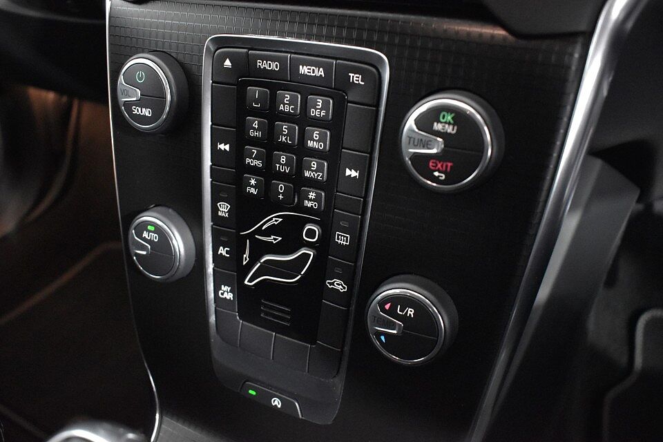 Volvo V40 T2 R-Design Manual