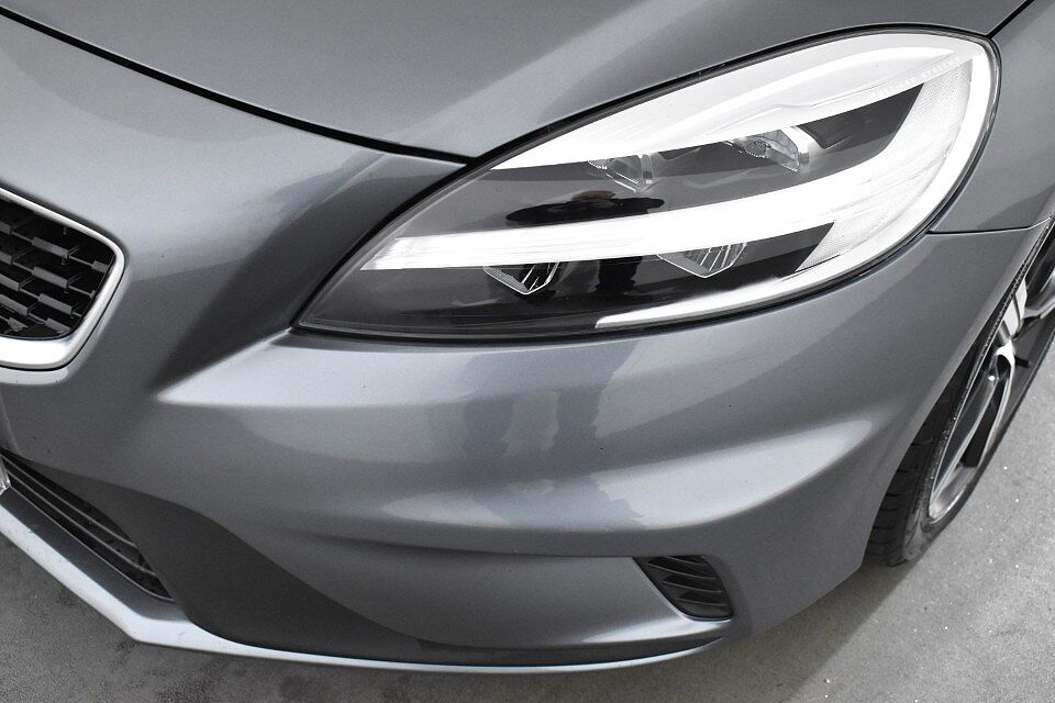 Volvo V40 T2 R-Design Manual