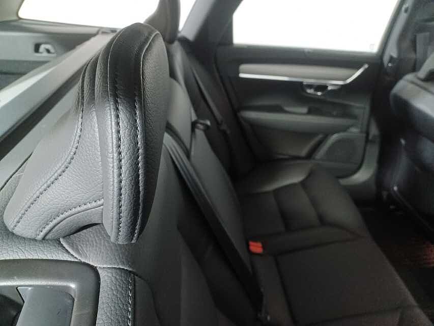 Volvo V90 Cross Country Plus, B5 AWD mild hybrid, Petrol