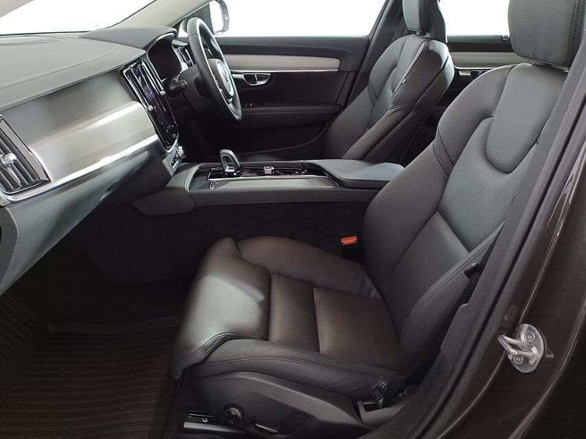 Volvo V90 Cross Country Plus, B5 AWD mild hybrid, Petrol