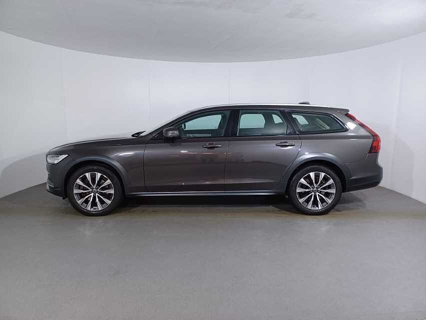Volvo V90 Cross Country Plus, B5 AWD mild hybrid, Petrol
