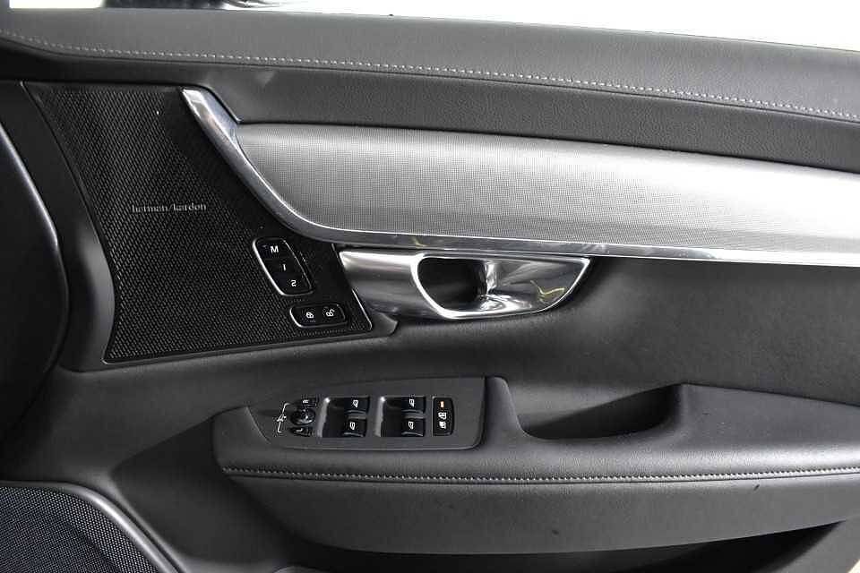 Volvo V90 Cross Country Plus, B5 AWD mild hybrid, Petrol