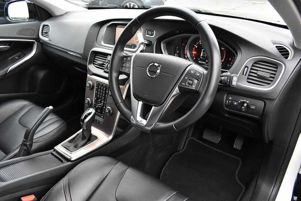 Volvo V40 Cross Country T3 Pro Automatic