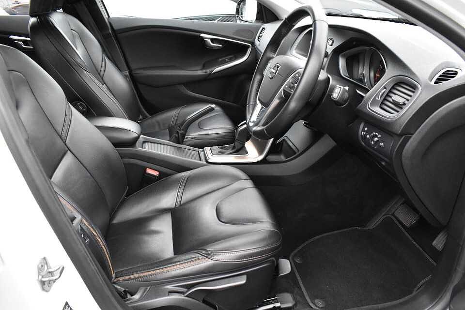 Volvo V40 Cross Country T3 Pro Automatic