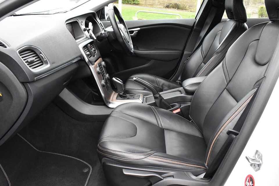 Volvo V40 Cross Country T3 Pro Automatic