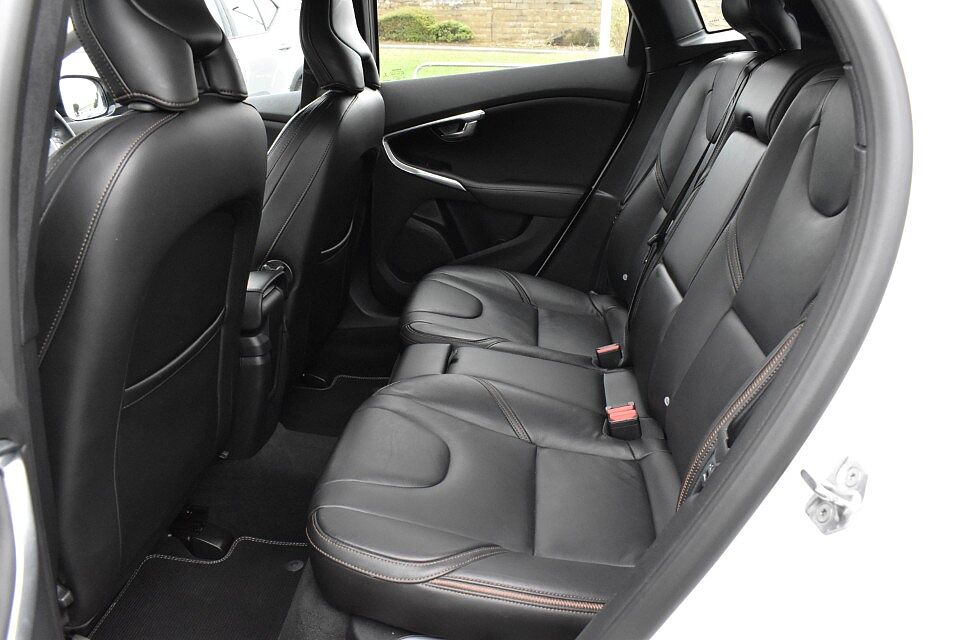 Volvo V40 Cross Country T3 Pro Automatic