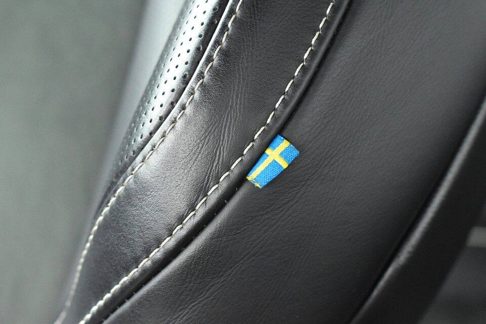 Volvo S90 D4 R-Design Automatic