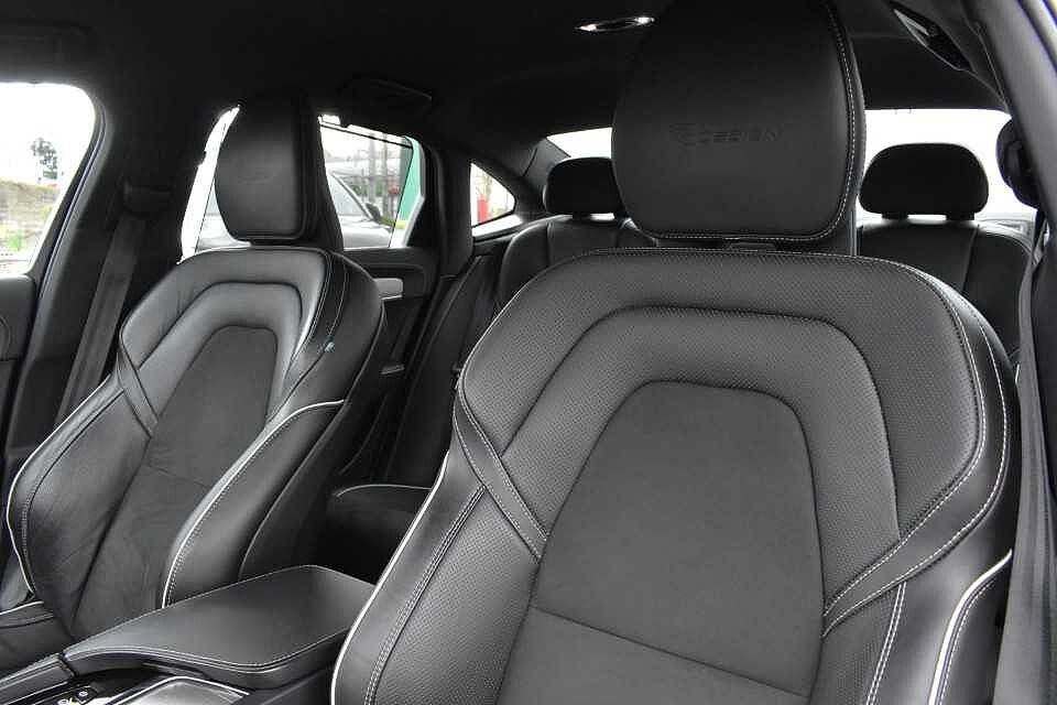 Volvo S90 D4 R-Design Automatic