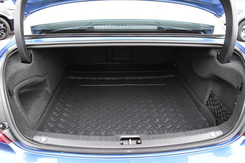 Volvo S90 D4 R-Design Automatic