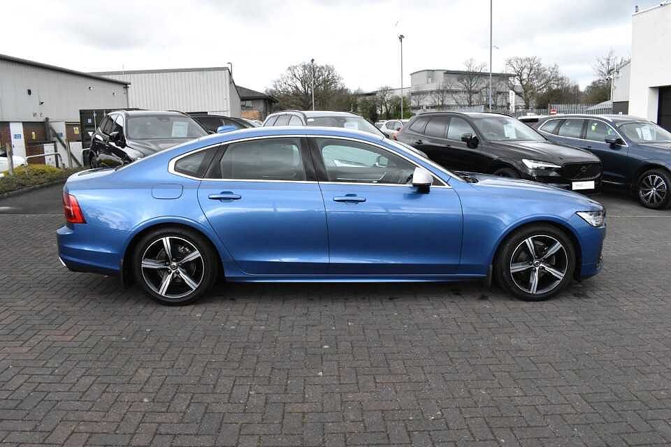 Volvo S90 D4 R-Design Automatic