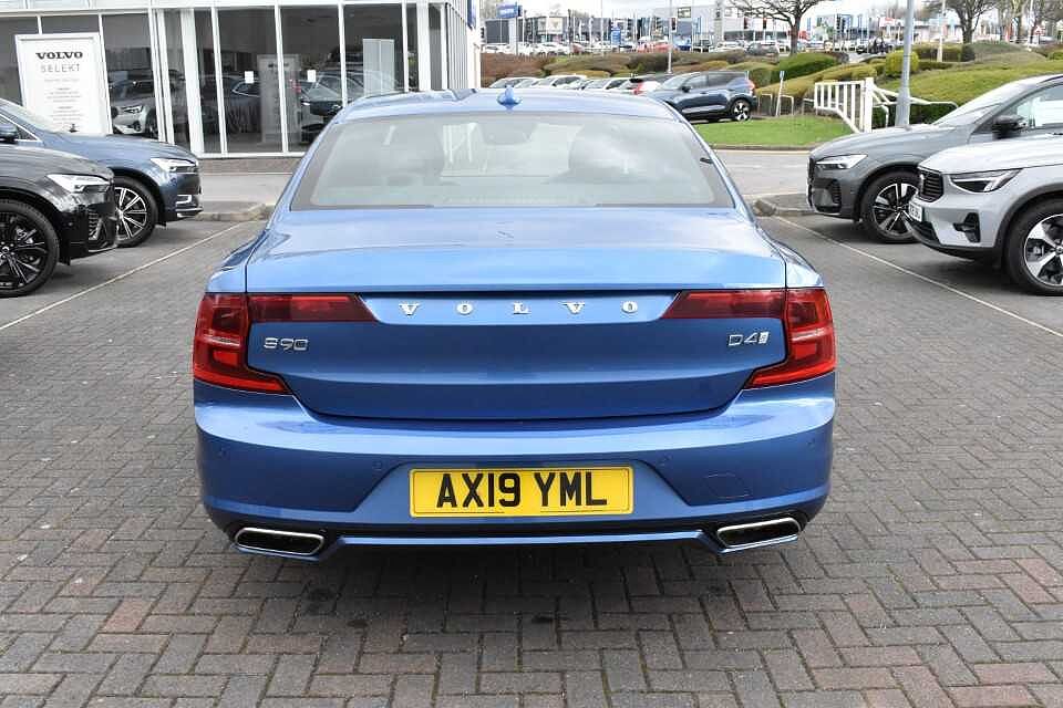 Volvo S90 D4 R-Design Automatic