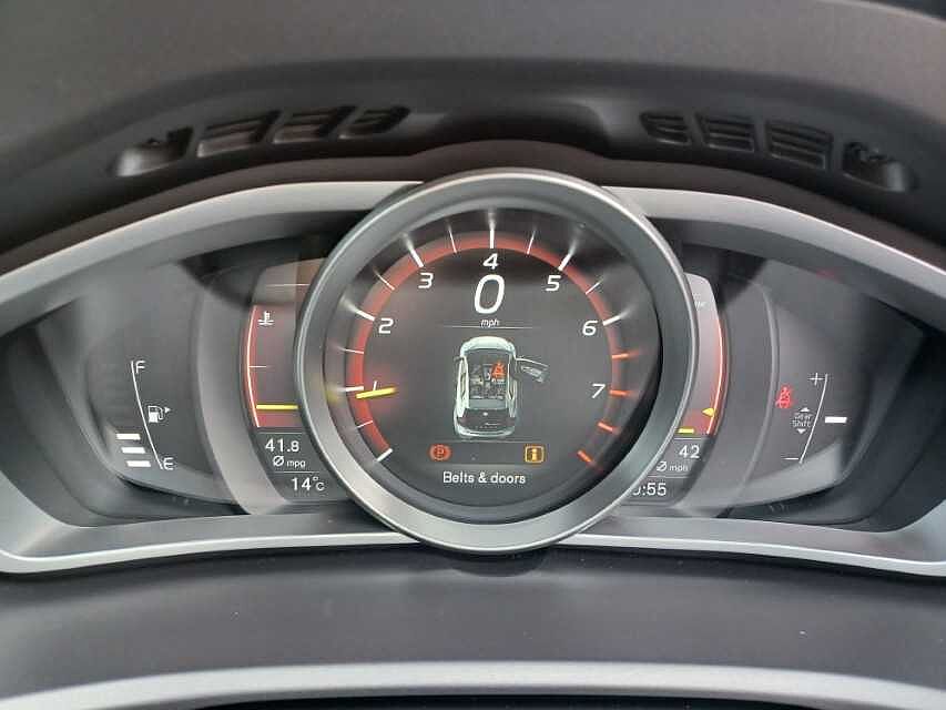 Volvo V40 T2 R-Design Manual