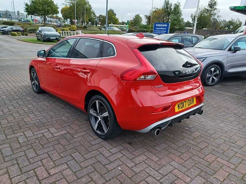 Volvo V40 T2 R-Design Manual
