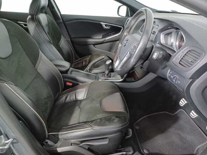 Volvo V40 T2 R-Design Manual