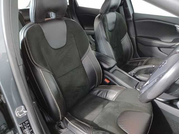 Volvo V40 T2 R-Design Manual