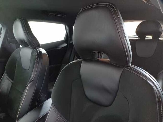 Volvo V40 T2 R-Design Manual